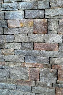 rivestimento tracciato a vista porfido 