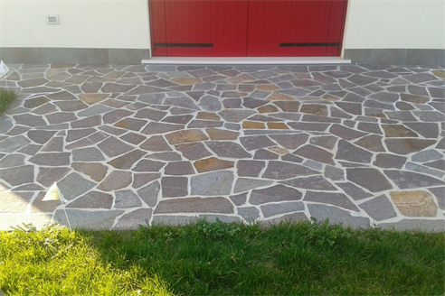 ingresso lastricato in porfido 