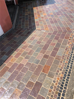piastrelle porfido
porphyry tiles flooring
bahnenware porphyr
